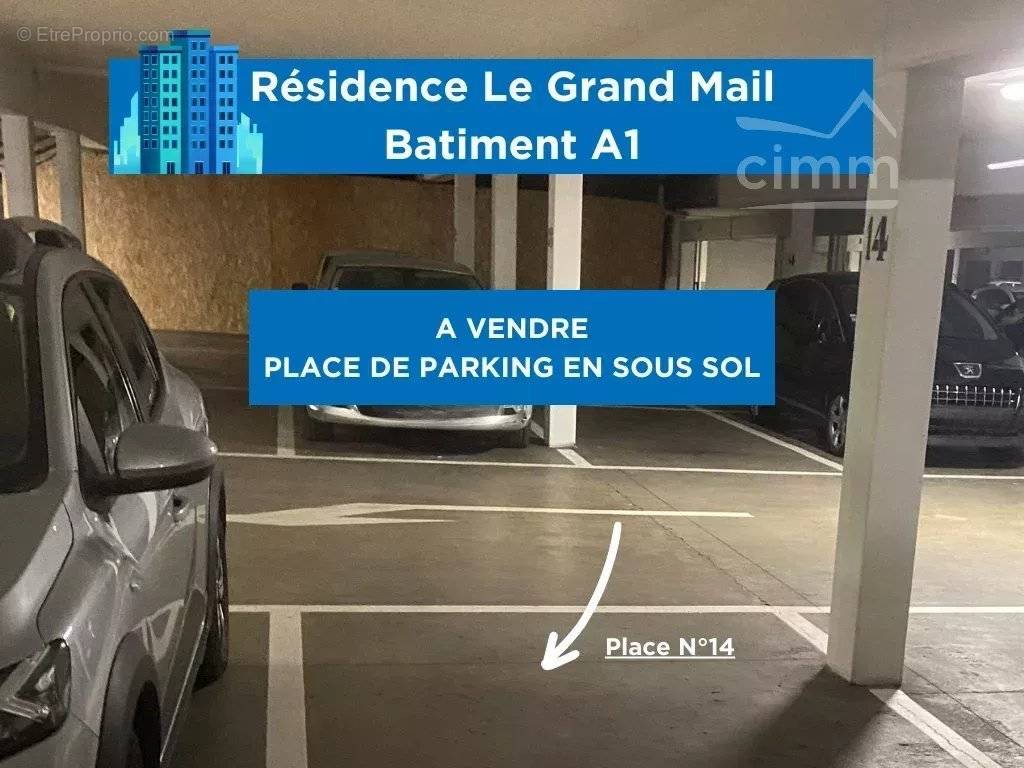 Parking à SAINT-PIERRE-DES-CORPS