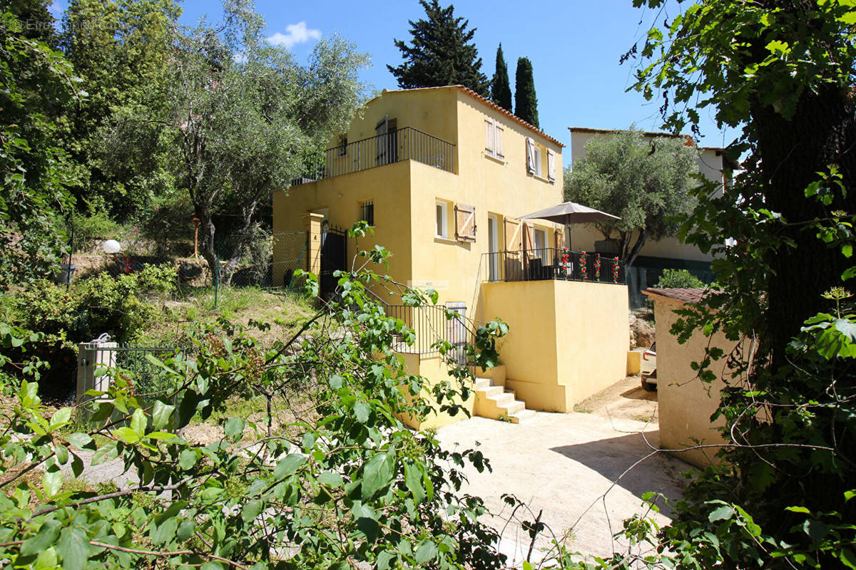 Maison à LE TIGNET