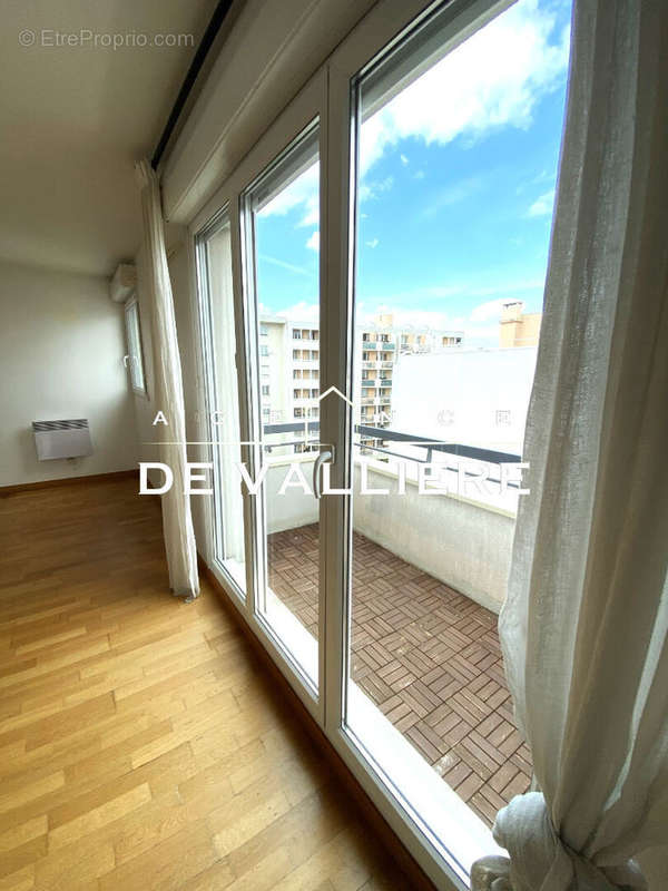 Appartement à ASNIERES-SUR-SEINE