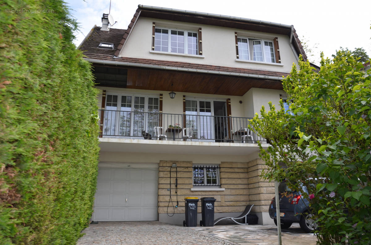 Maison à CHAMPIGNY-SUR-MARNE