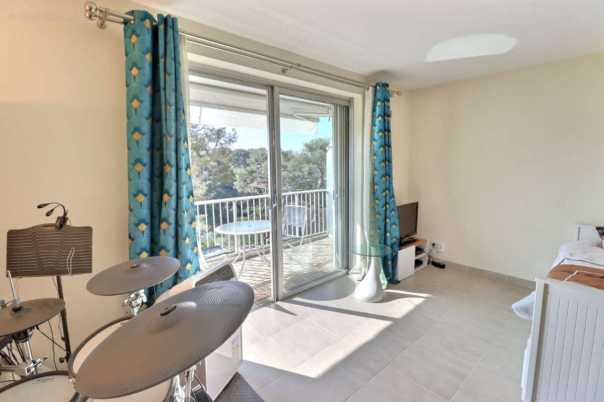 Appartement à ROQUEBRUNE-CAP-MARTIN