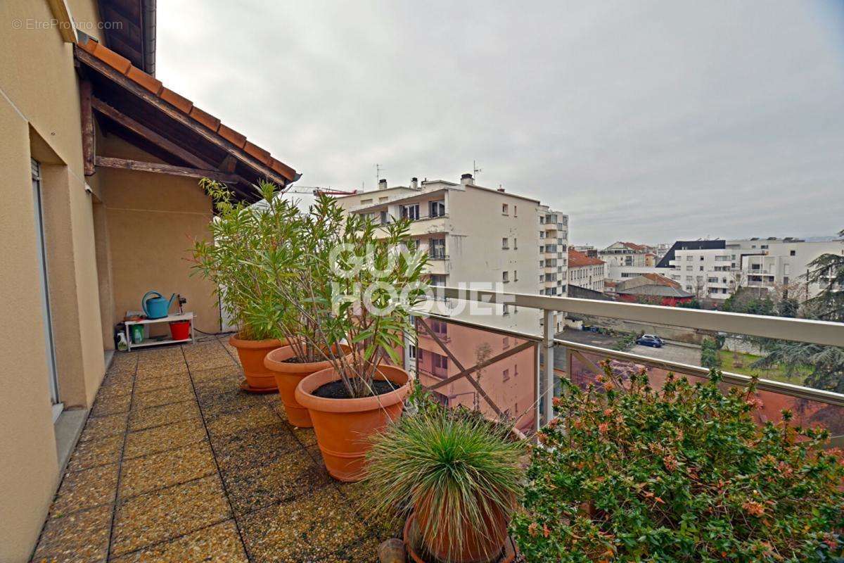 Appartement à VILLEURBANNE