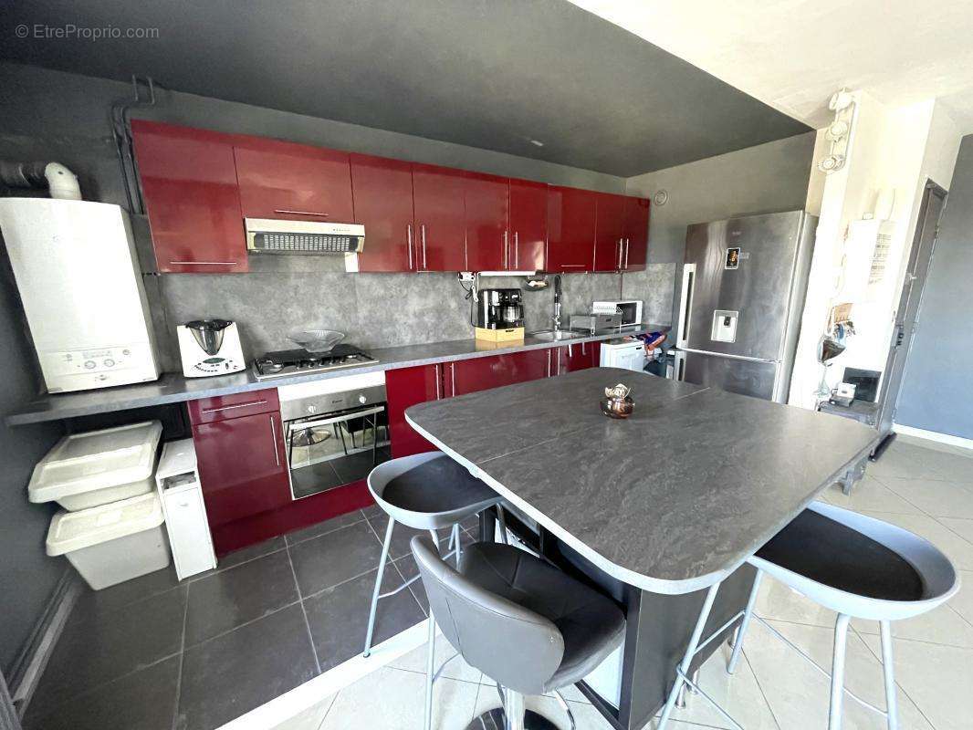 Appartement à VIRY-CHATILLON