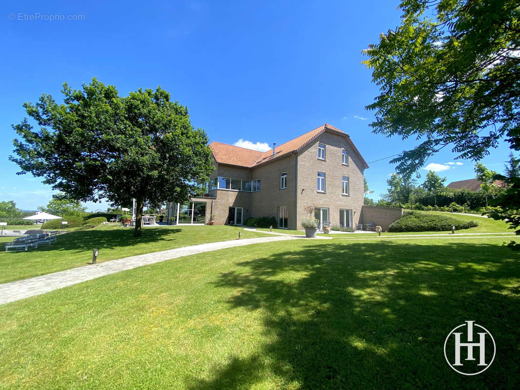 Maison à COULEUVRE