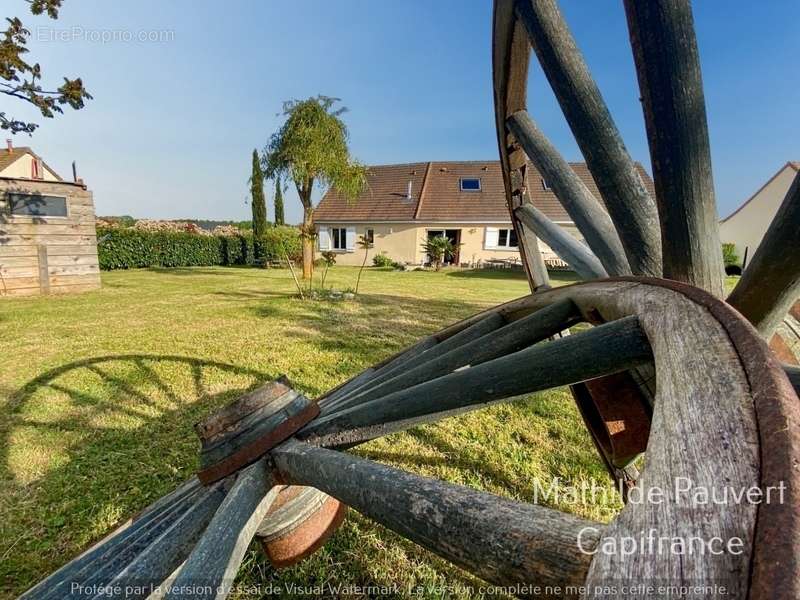 Maison à CERANS-FOULLETOURTE