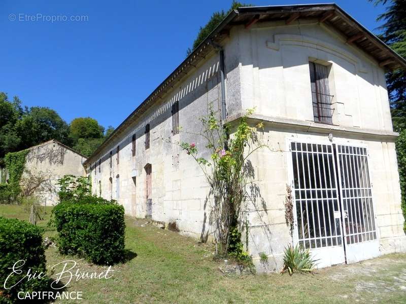 Maison à SAINT-GERMAIN-DE-LA-RIVIERE