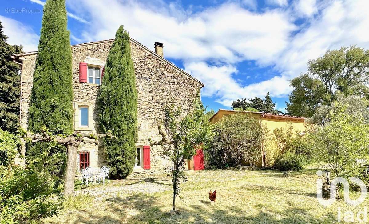 Photo 2 - Maison à CAMARET-SUR-AIGUES