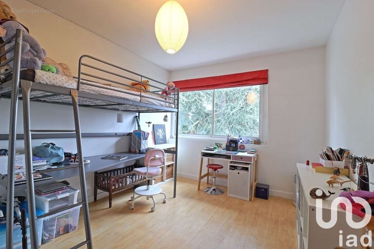 Photo 9 - Appartement à LA CELLE-SAINT-CLOUD