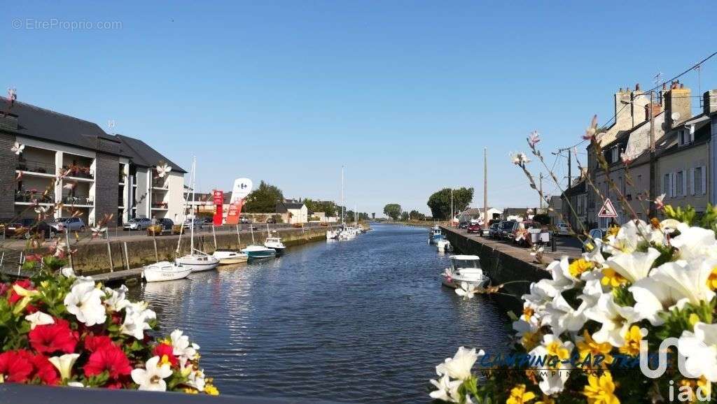 Photo 3 - Commerce à ISIGNY-SUR-MER