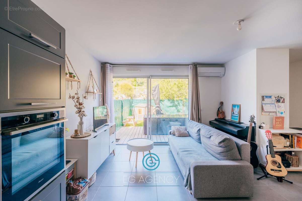 Appartement à MARSEILLE-12E