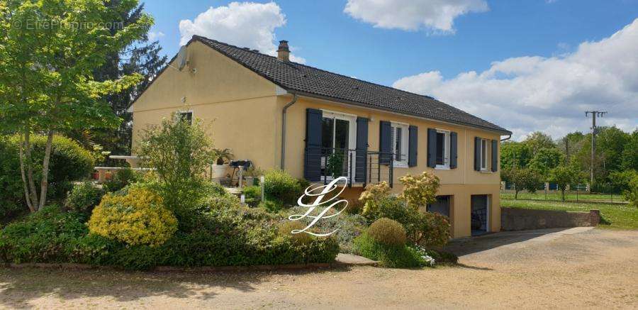 Maison à LA SUZE-SUR-SARTHE