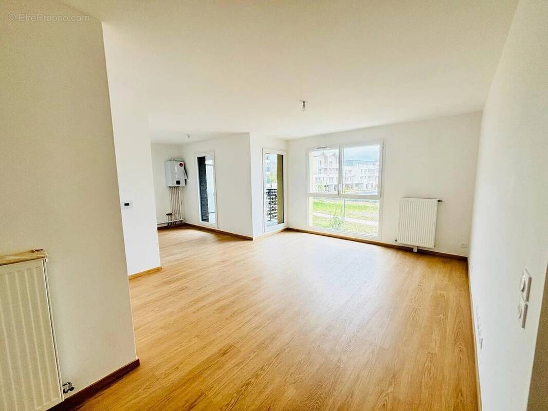 Appartement à STAINS