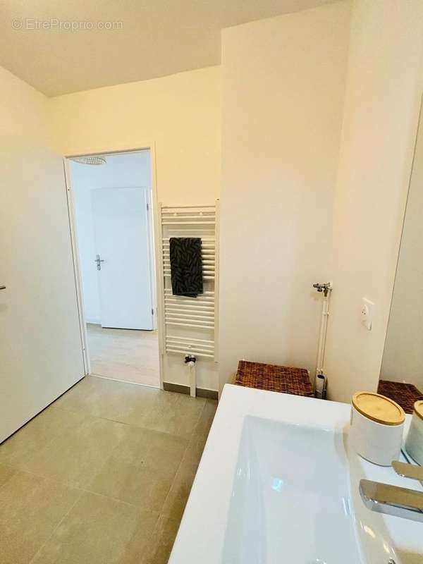 Appartement à STAINS