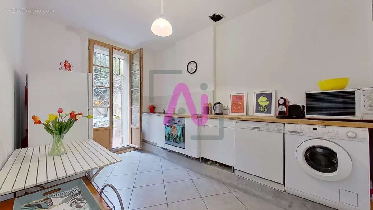 Appartement à HYERES