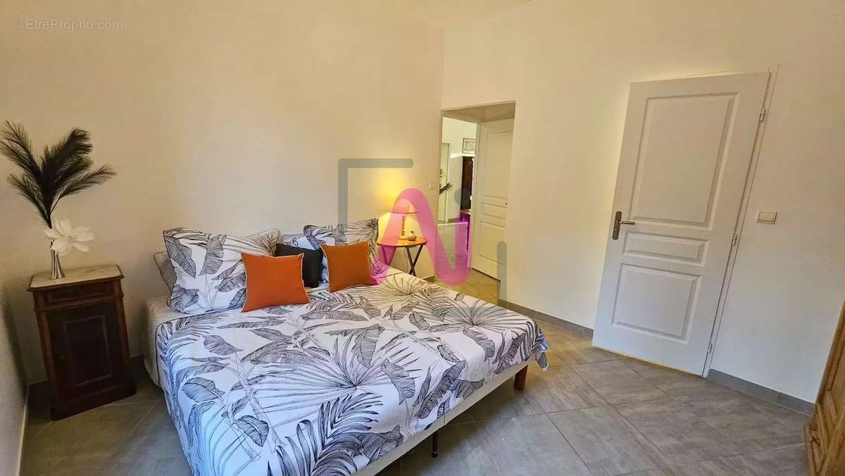 Appartement à HYERES