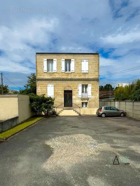 Appartement à BORDEAUX