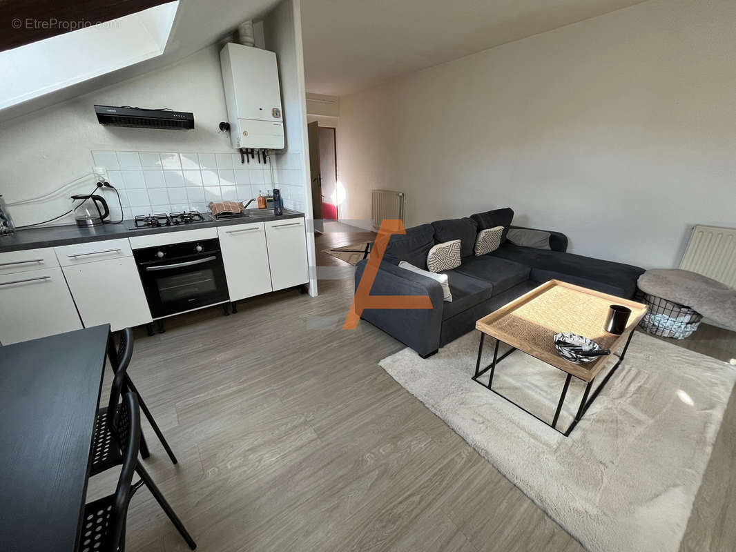 Appartement à SAINT-ETIENNE