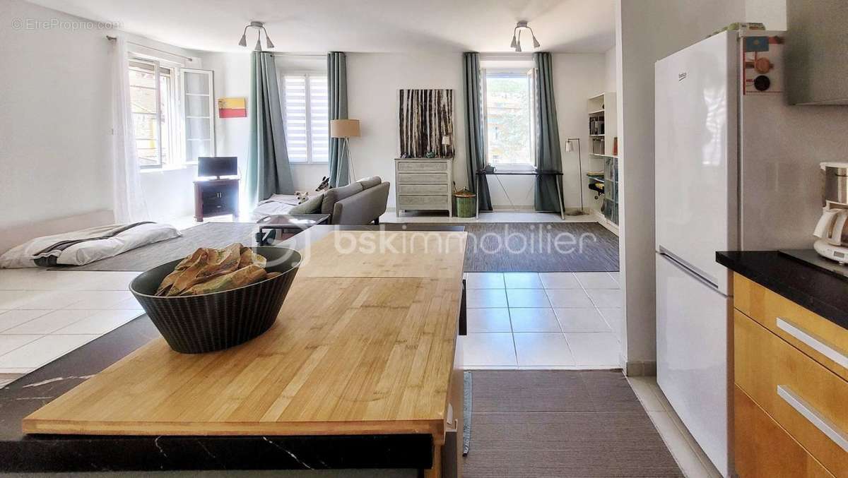 Appartement à HYERES