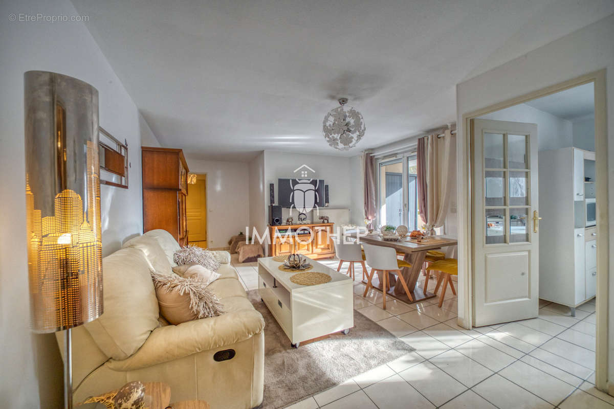 Appartement à SAINT-MARTIN-LE-VINOUX