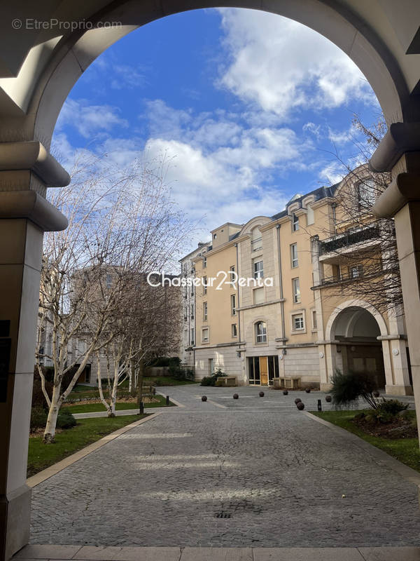 Appartement à MAISONS-LAFFITTE