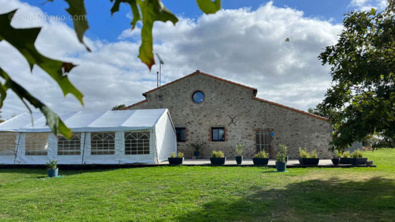 Maison à SAINT-CHRISTOPHE-DU-BOIS