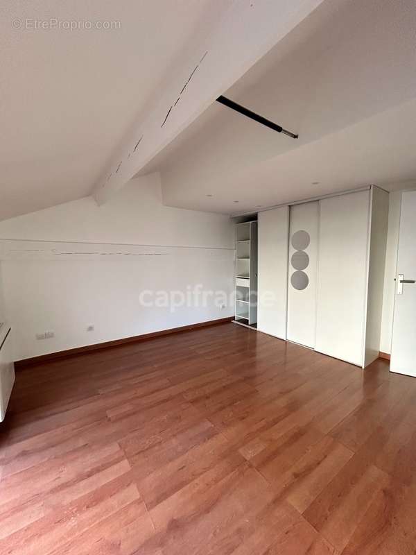 Appartement à CHAMPIGNY-SUR-MARNE