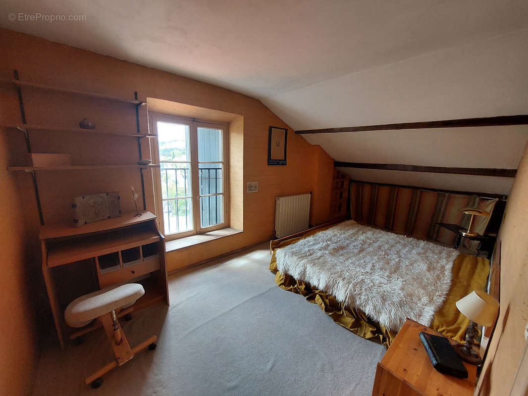 Appartement à NYONS