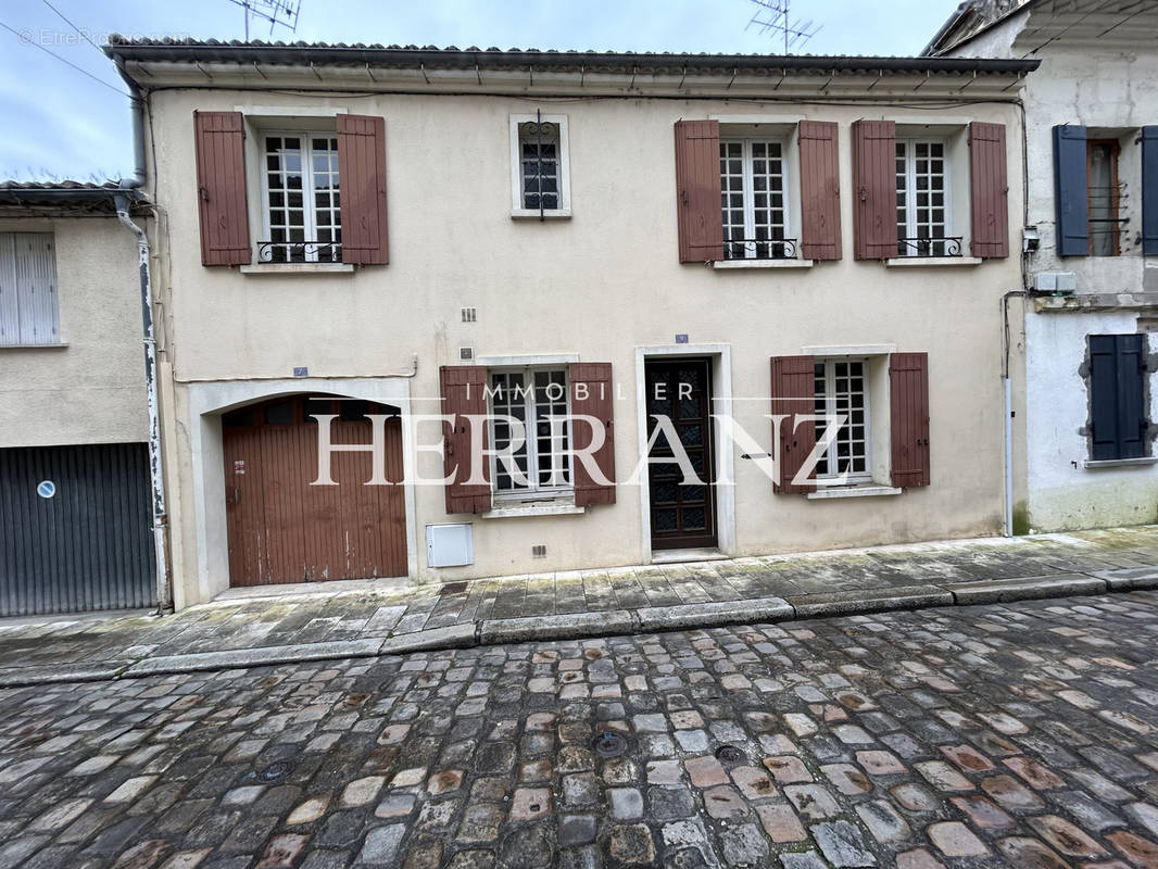 Maison à LIBOURNE