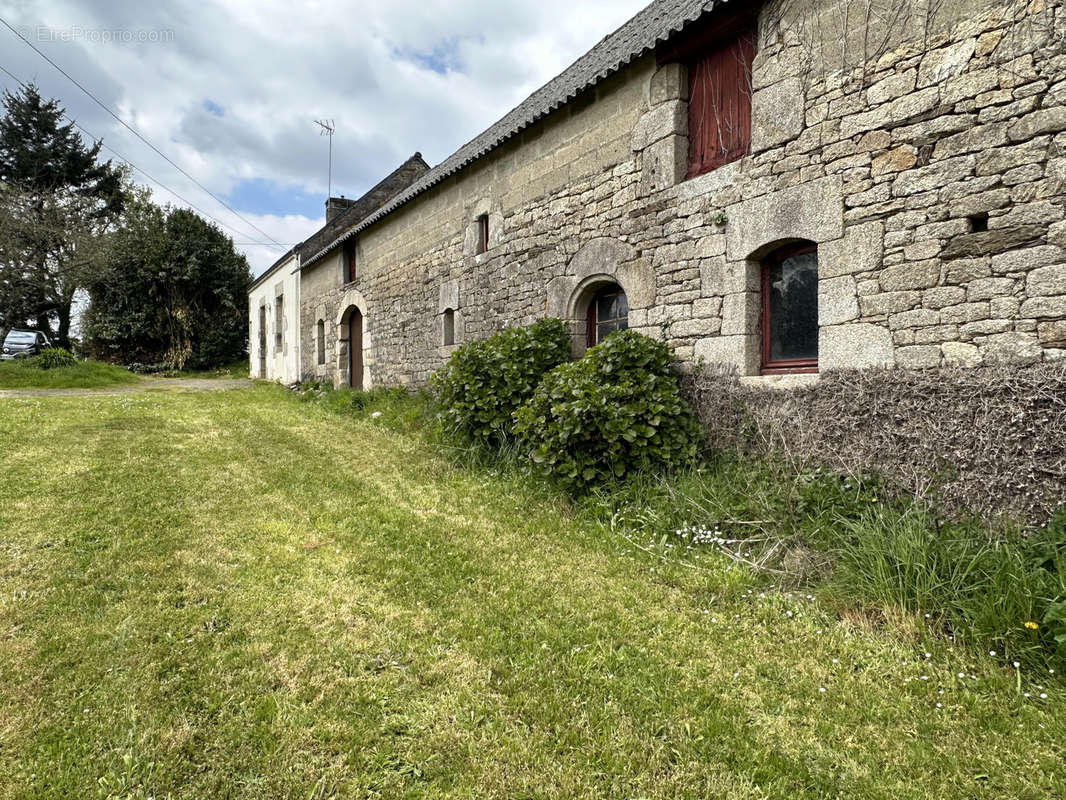 Maison à GUENIN