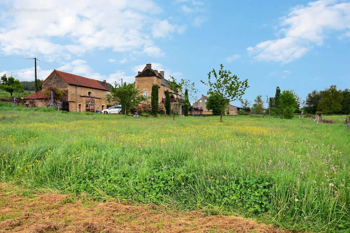 Maison à GENOUILLY