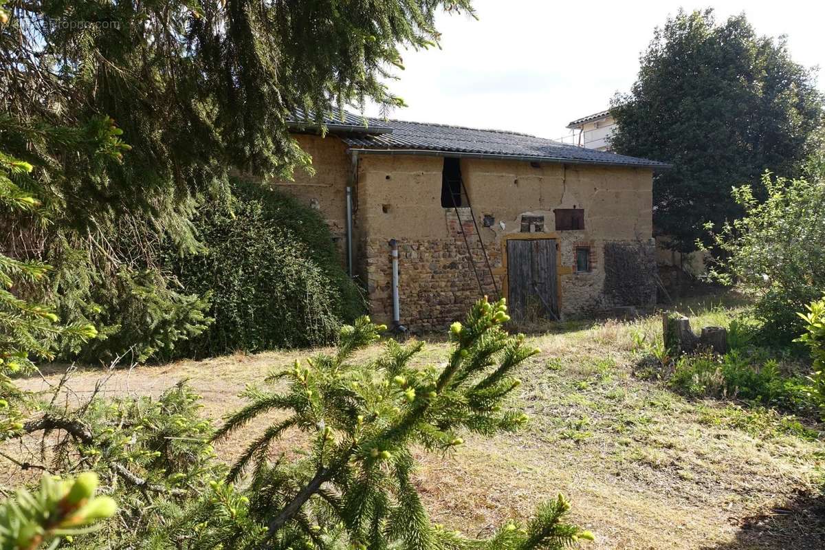 Maison à CORCELLES-EN-BEAUJOLAIS