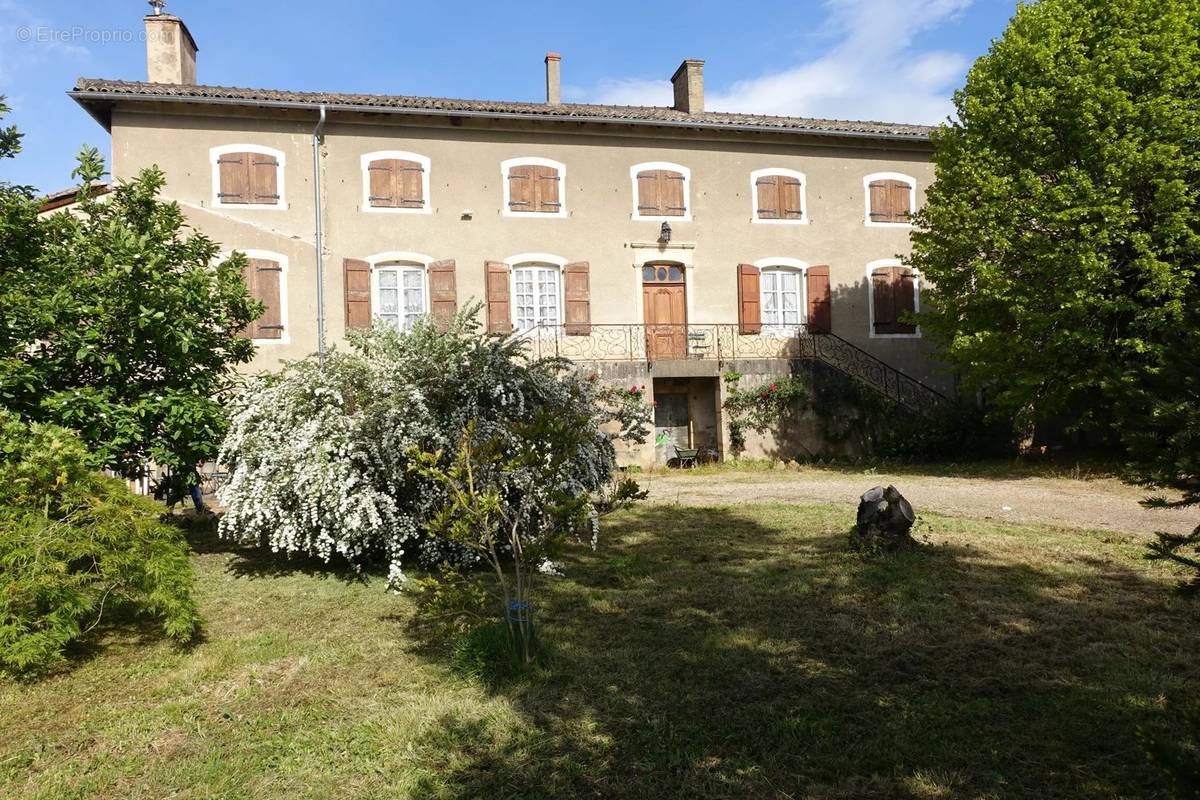 Maison à CORCELLES-EN-BEAUJOLAIS