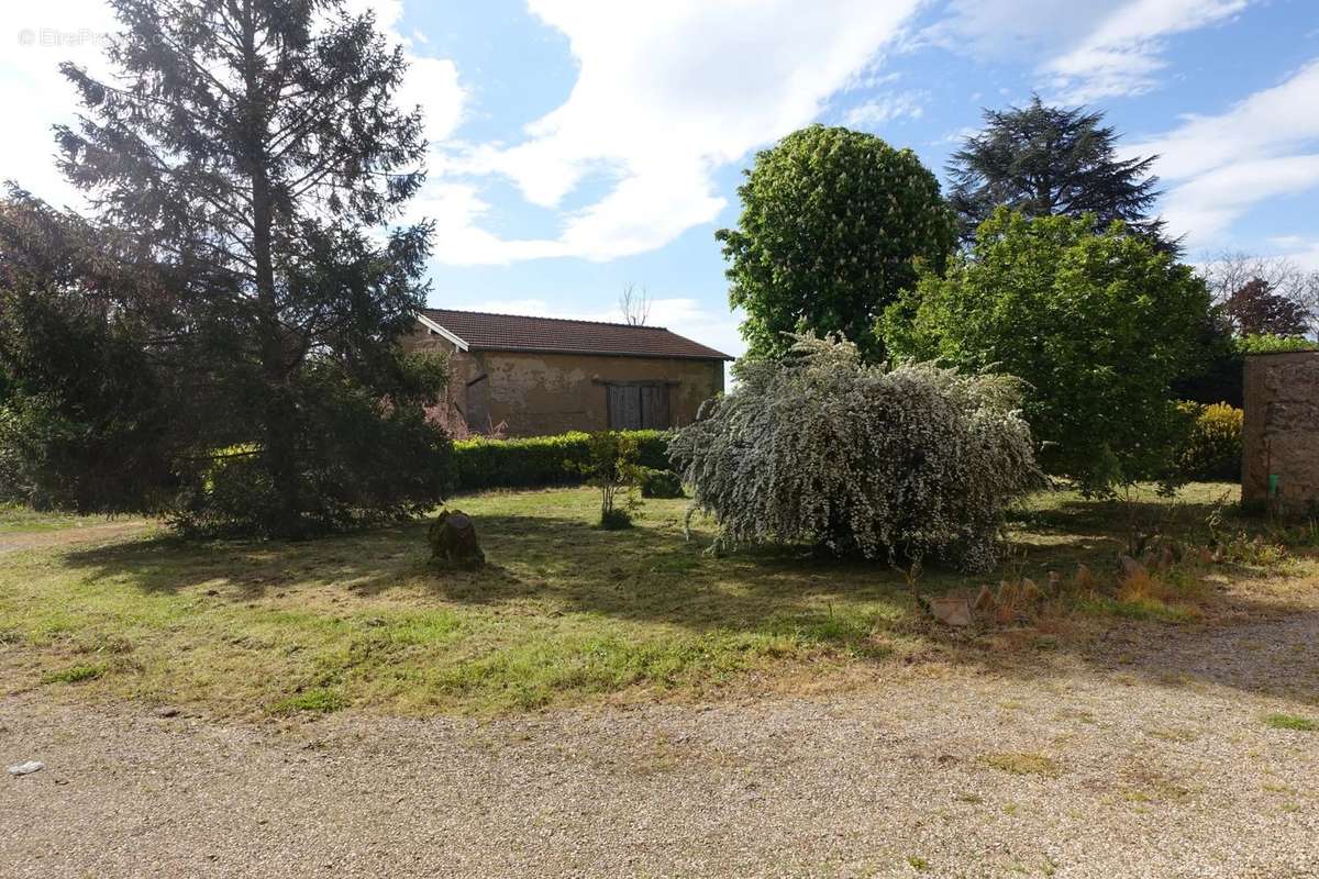 Maison à CORCELLES-EN-BEAUJOLAIS