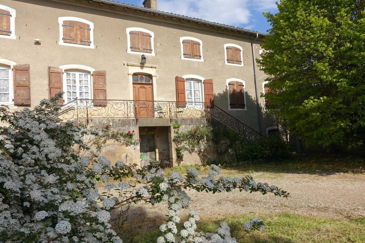 Maison à CORCELLES-EN-BEAUJOLAIS