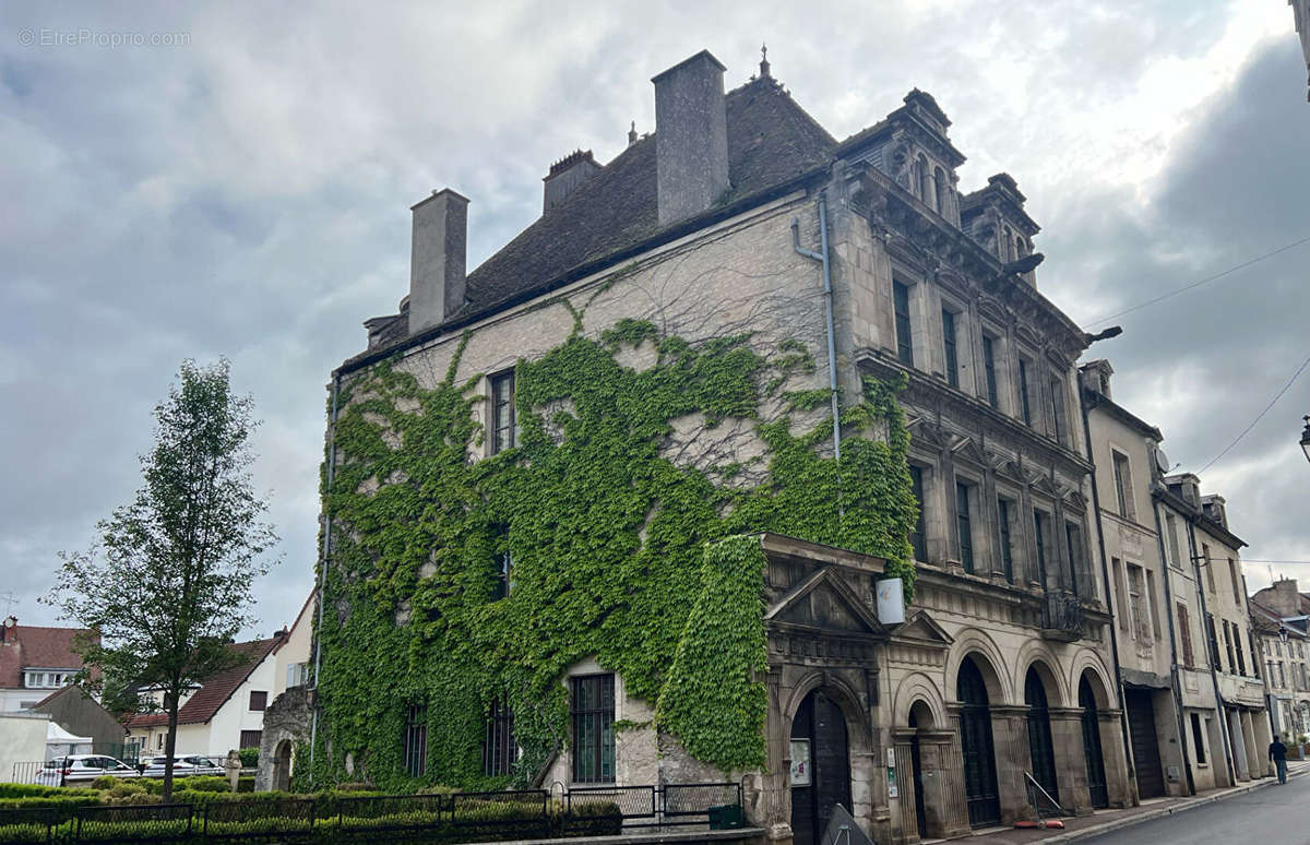 Maison à CHATILLON-SUR-SEINE