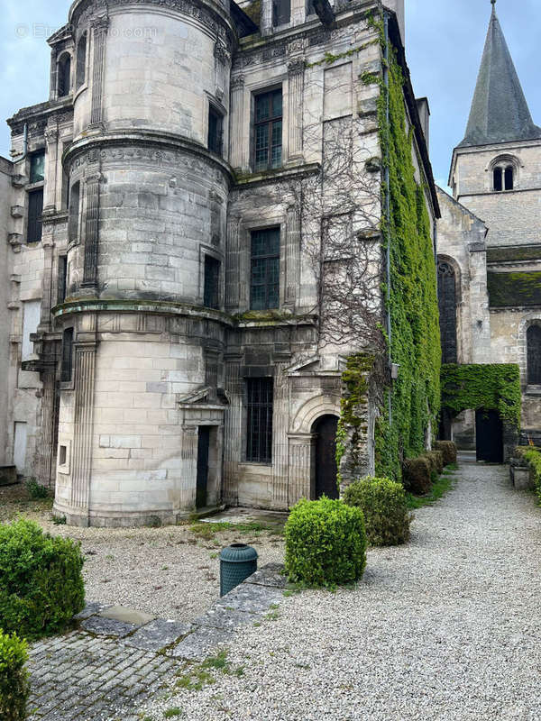 Maison à CHATILLON-SUR-SEINE