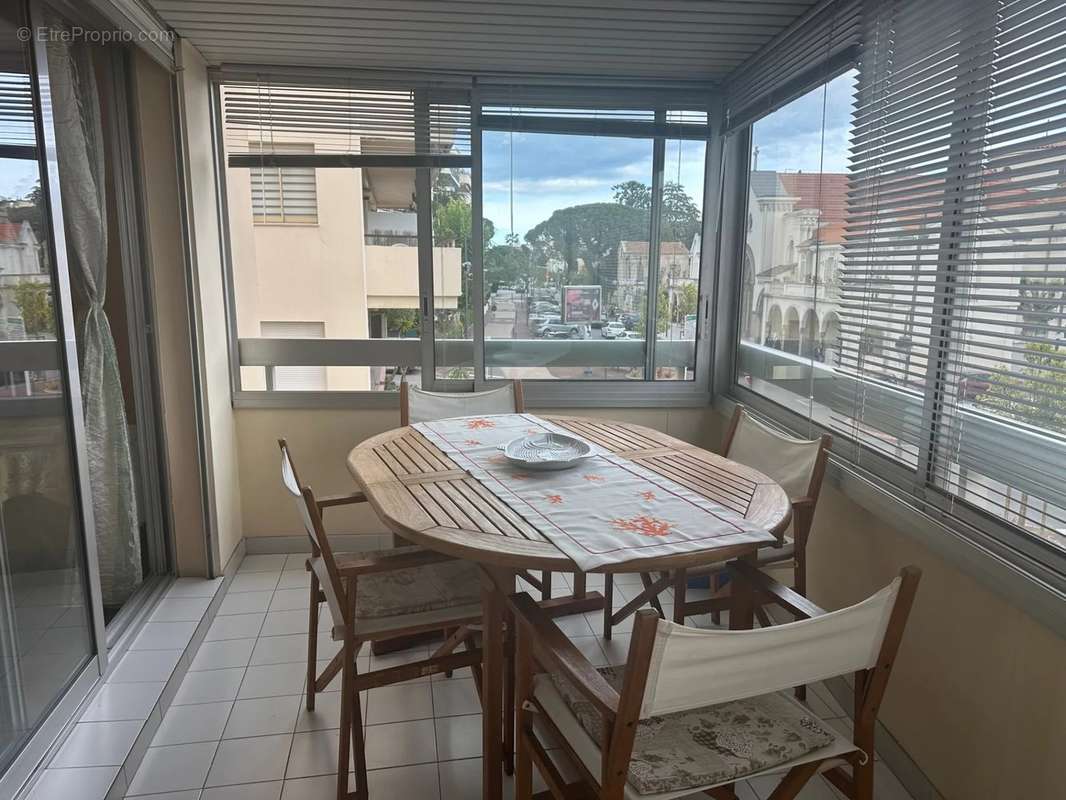 Appartement à CANNES