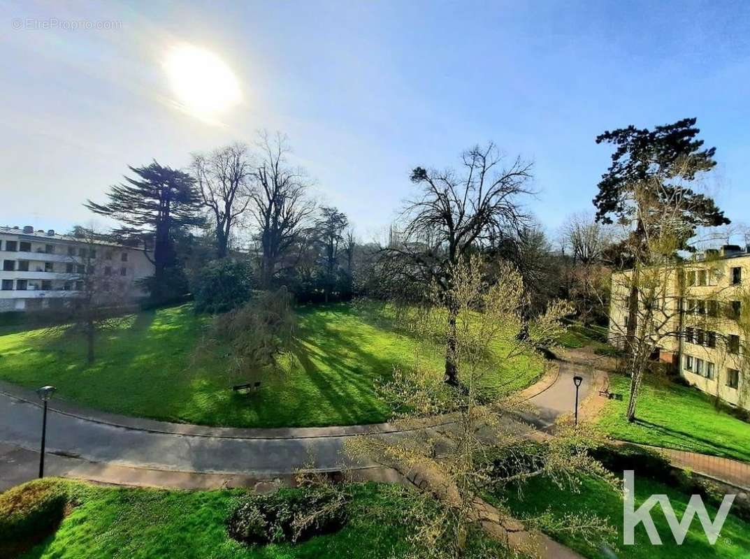 Appartement à LOUVECIENNES