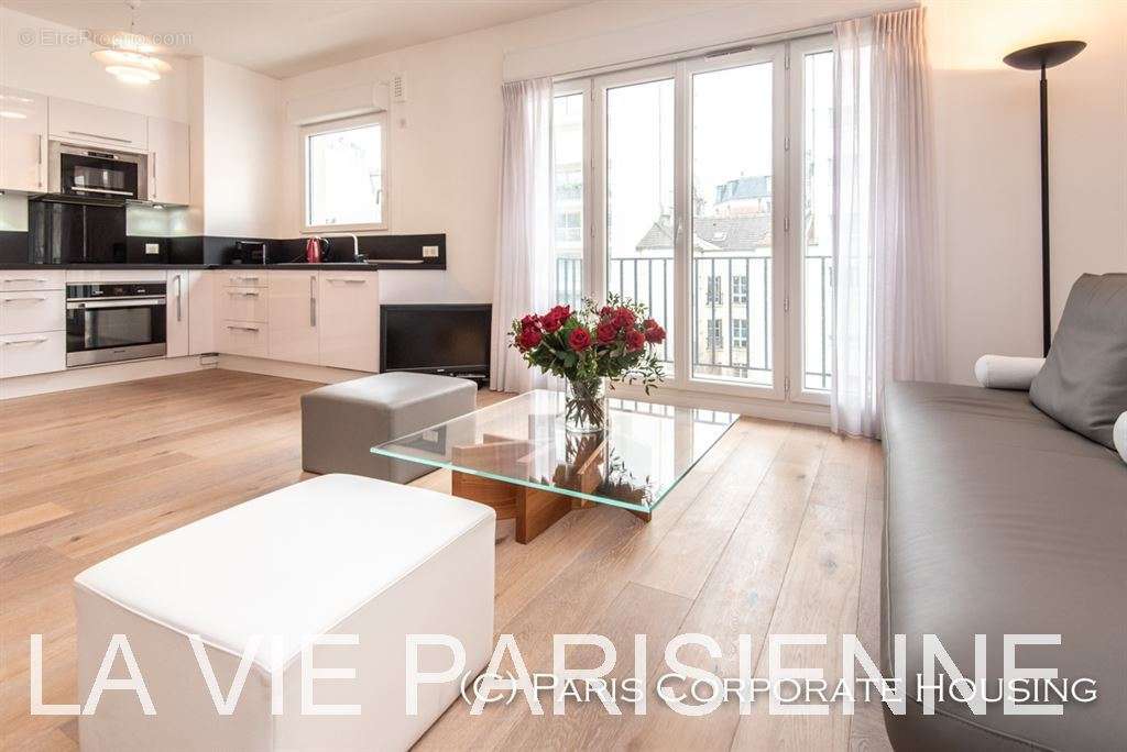 Appartement à PARIS-15E