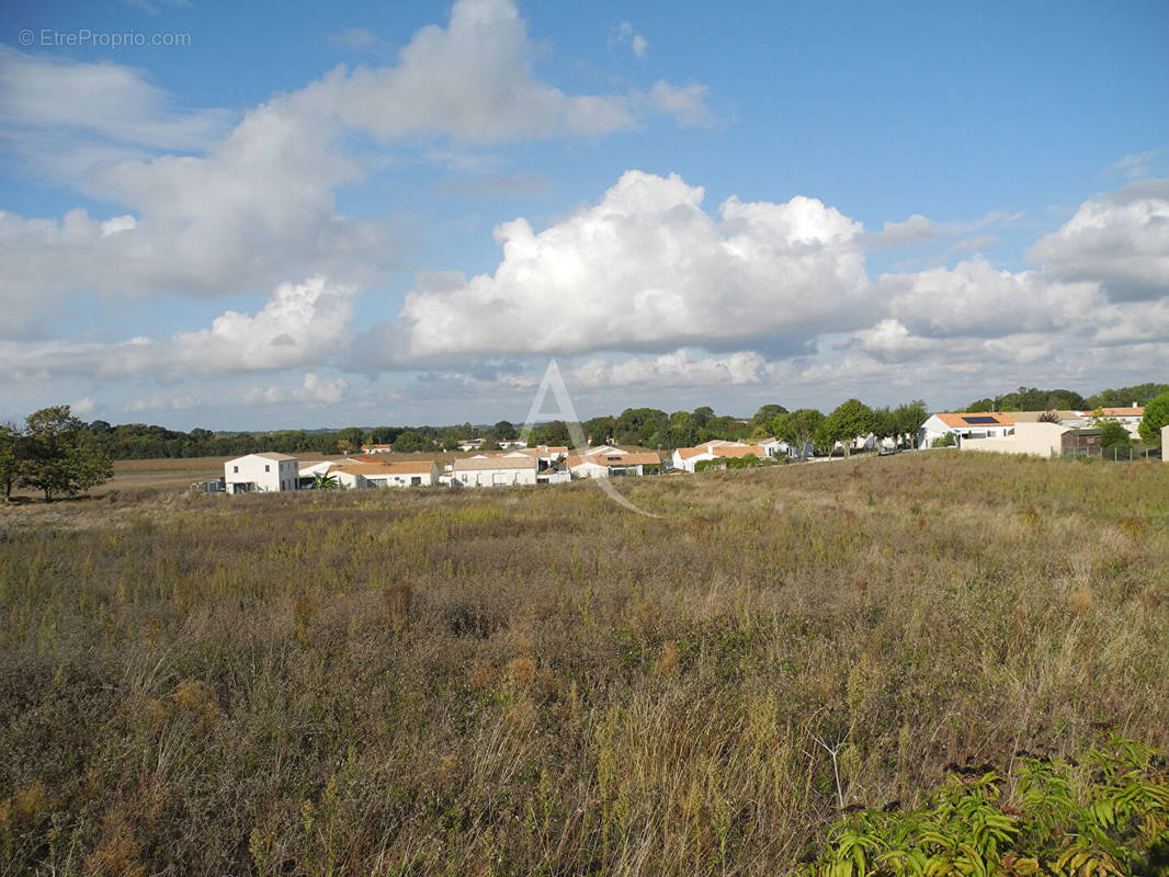 Terrain à SAINT-NAZAIRE-SUR-CHARENTE