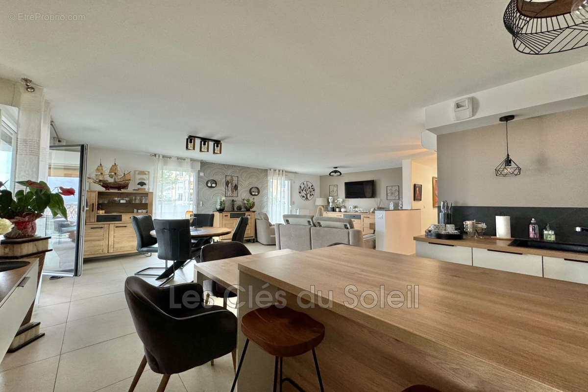 Appartement à HYERES