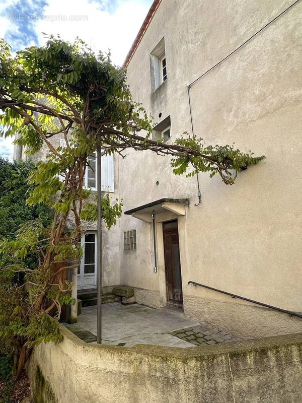 Maison à LAURE-MINERVOIS