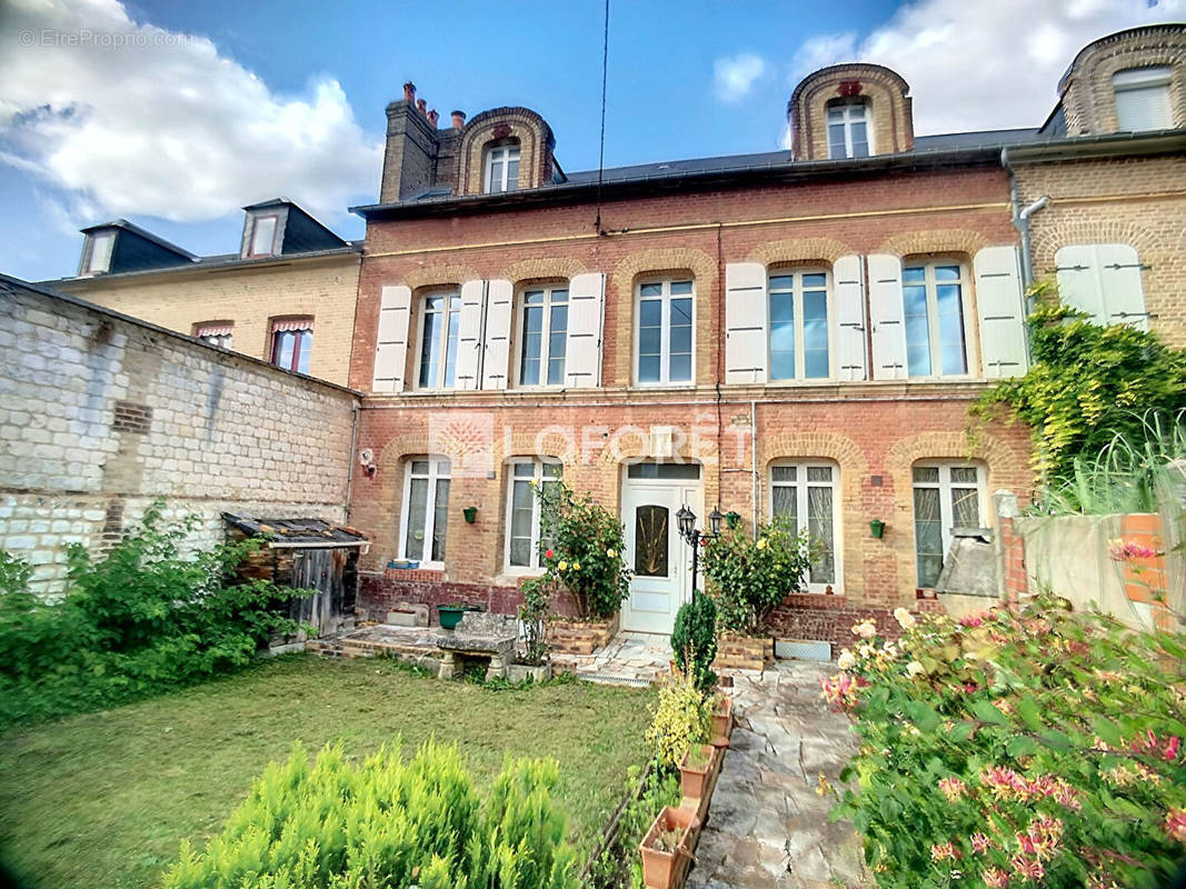 Maison à CAUDEBEC-LES-ELBEUF