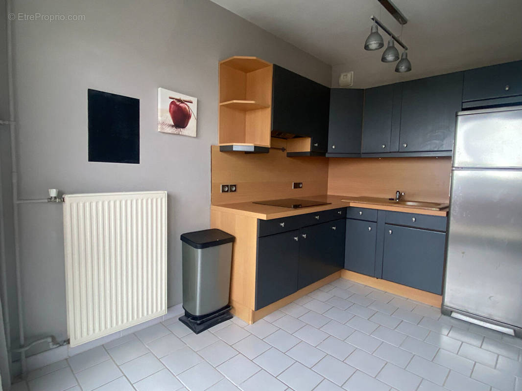 Appartement à SARTROUVILLE