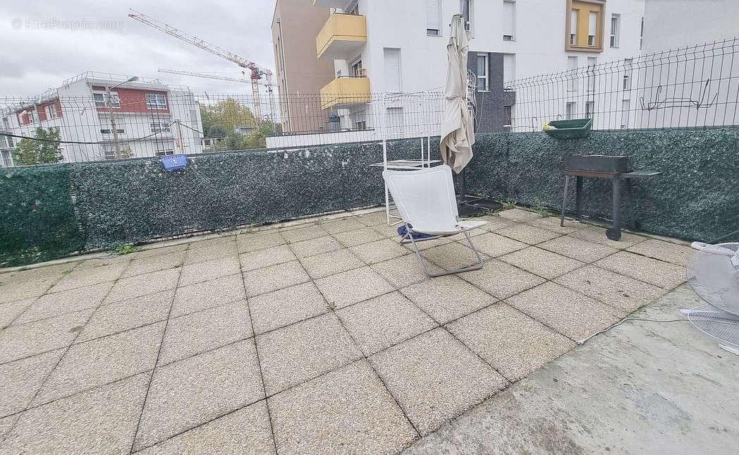 Appartement à STAINS