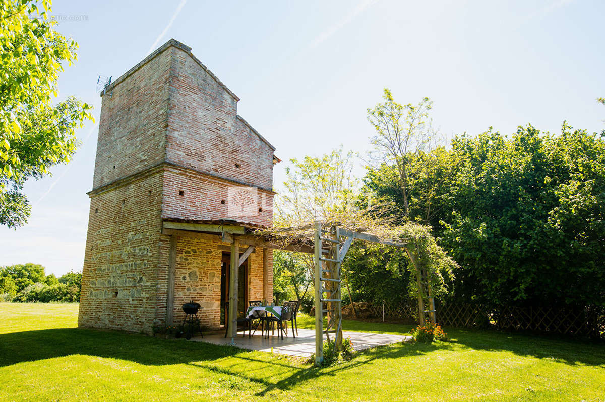 Maison à SALVAGNAC