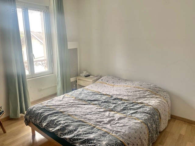 Appartement à RUY