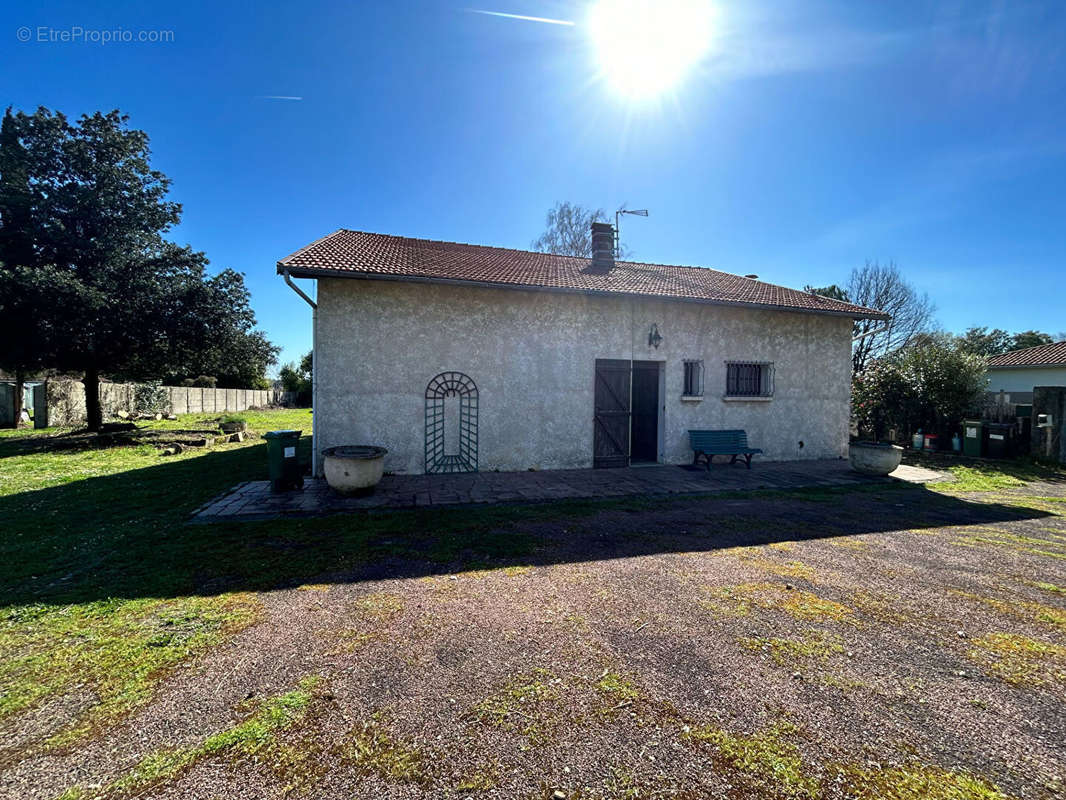 Maison à CARBON-BLANC