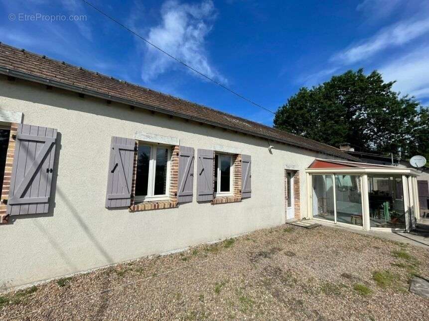 Maison à LA FERTE-SAINT-CYR