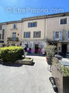 à vendre-à acheter-immeuble-investissement-Gordes-84220-local commercial-appartement - Appartement à GORDES